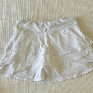 Athleta Girl swing skort. White. Size M/8-10 yrs